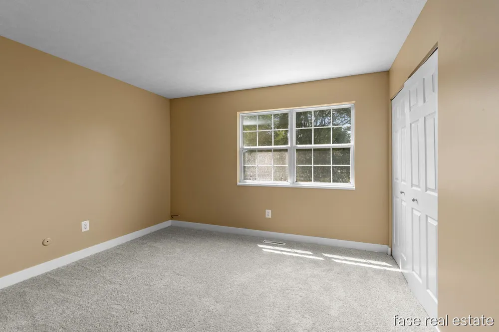 4605 Tabor Road NW Comstock Park, MI 49321