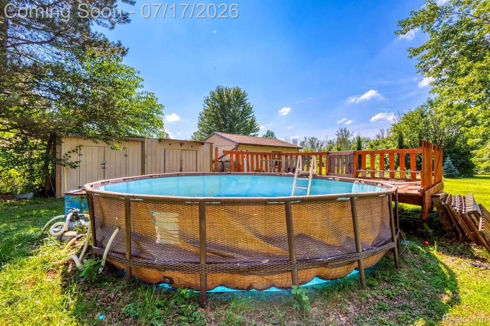 9805 Dolan Road Columbus Township, MI 48063