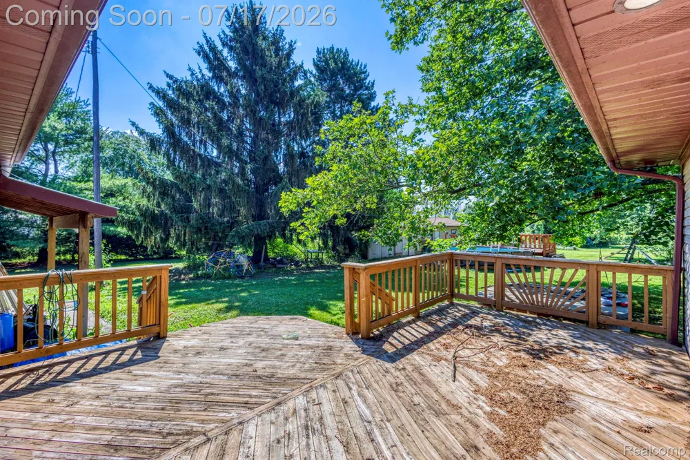 9805 Dolan Road Columbus Township, MI 48063