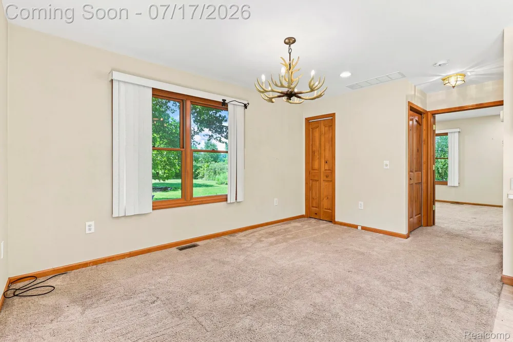 9805 Dolan Road Columbus Township, MI 48063