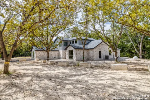 422 Red Wright Rd