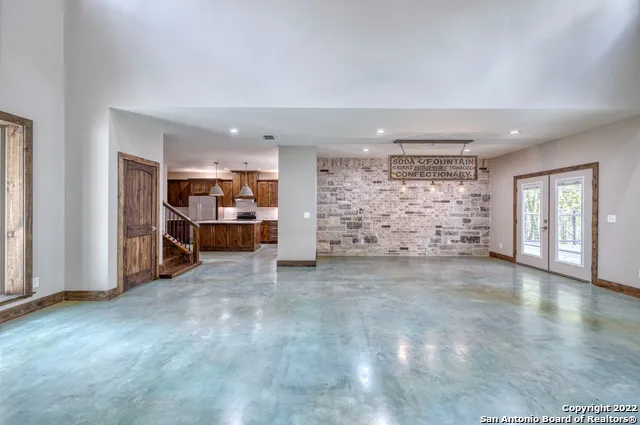 422 Red Wright Rd Leakey, TX 78873
