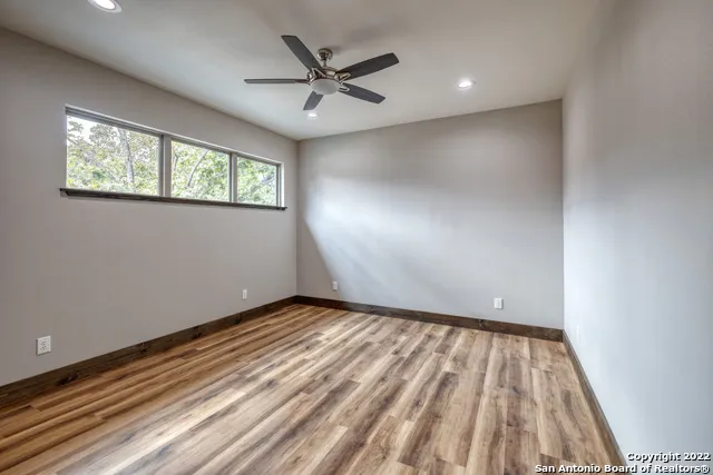 422 Red Wright Rd Leakey, TX 78873