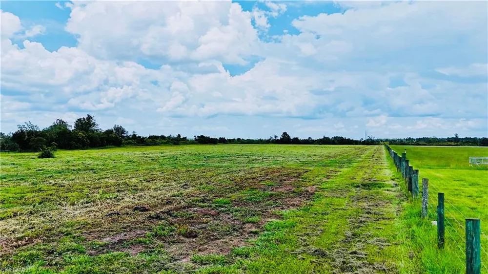 County Line Road E Fort Meade, FL 33841