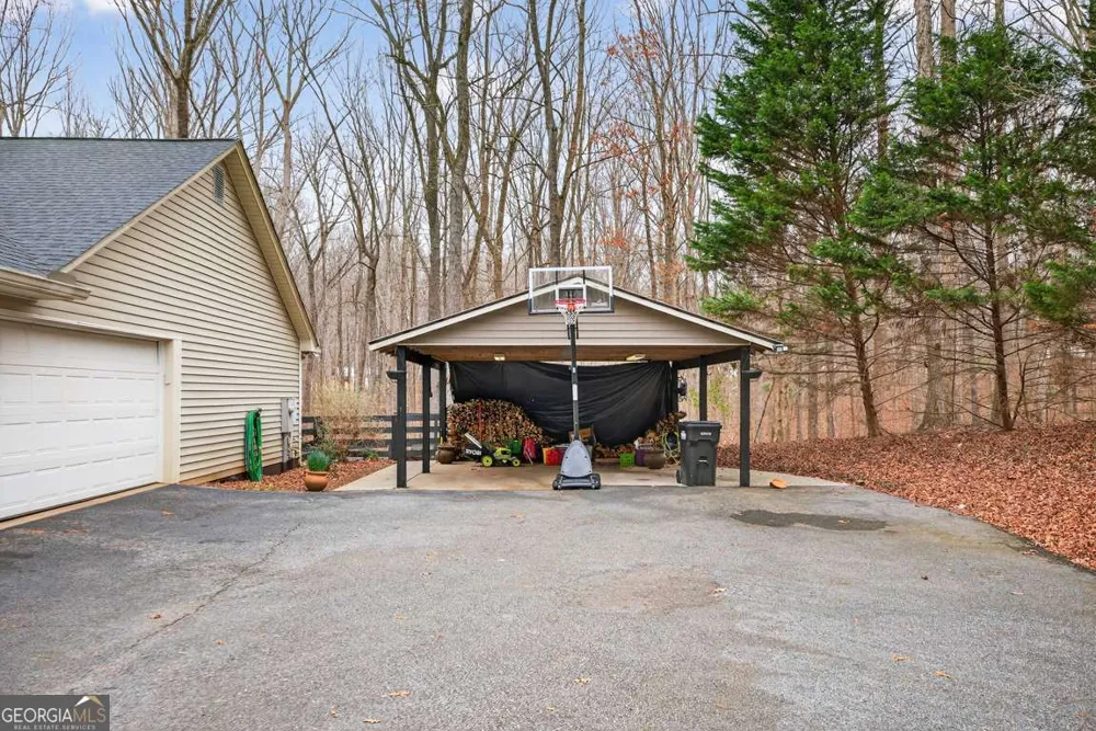 241 Staghorn TRL Nicholson, GA 30565