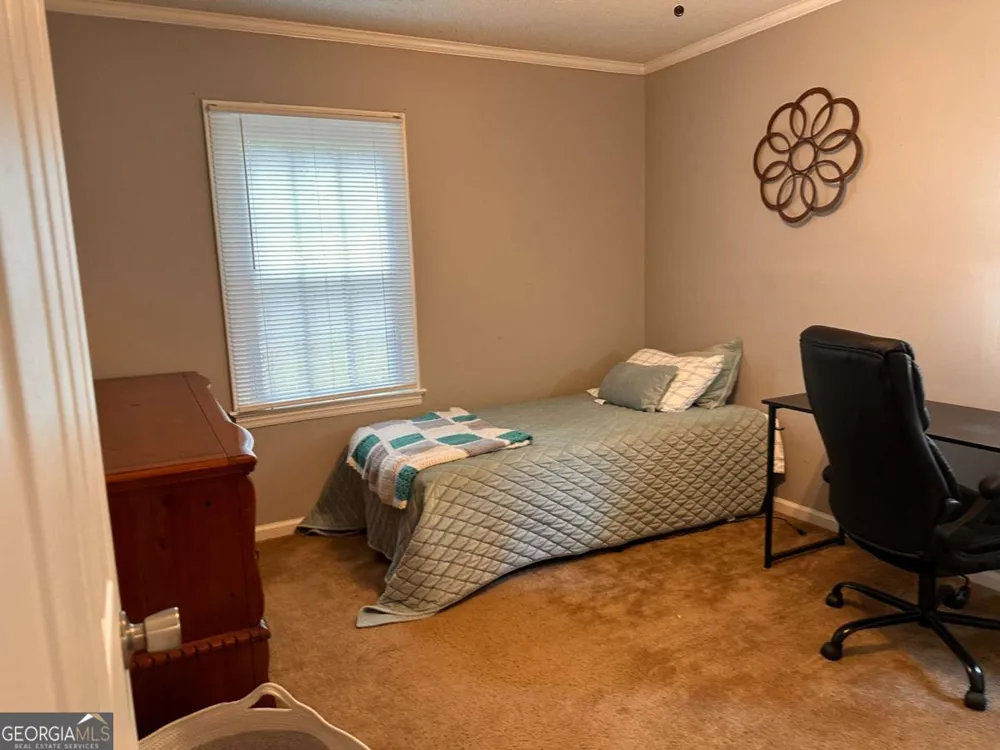5649 Emory DR Savannah, GA 31406