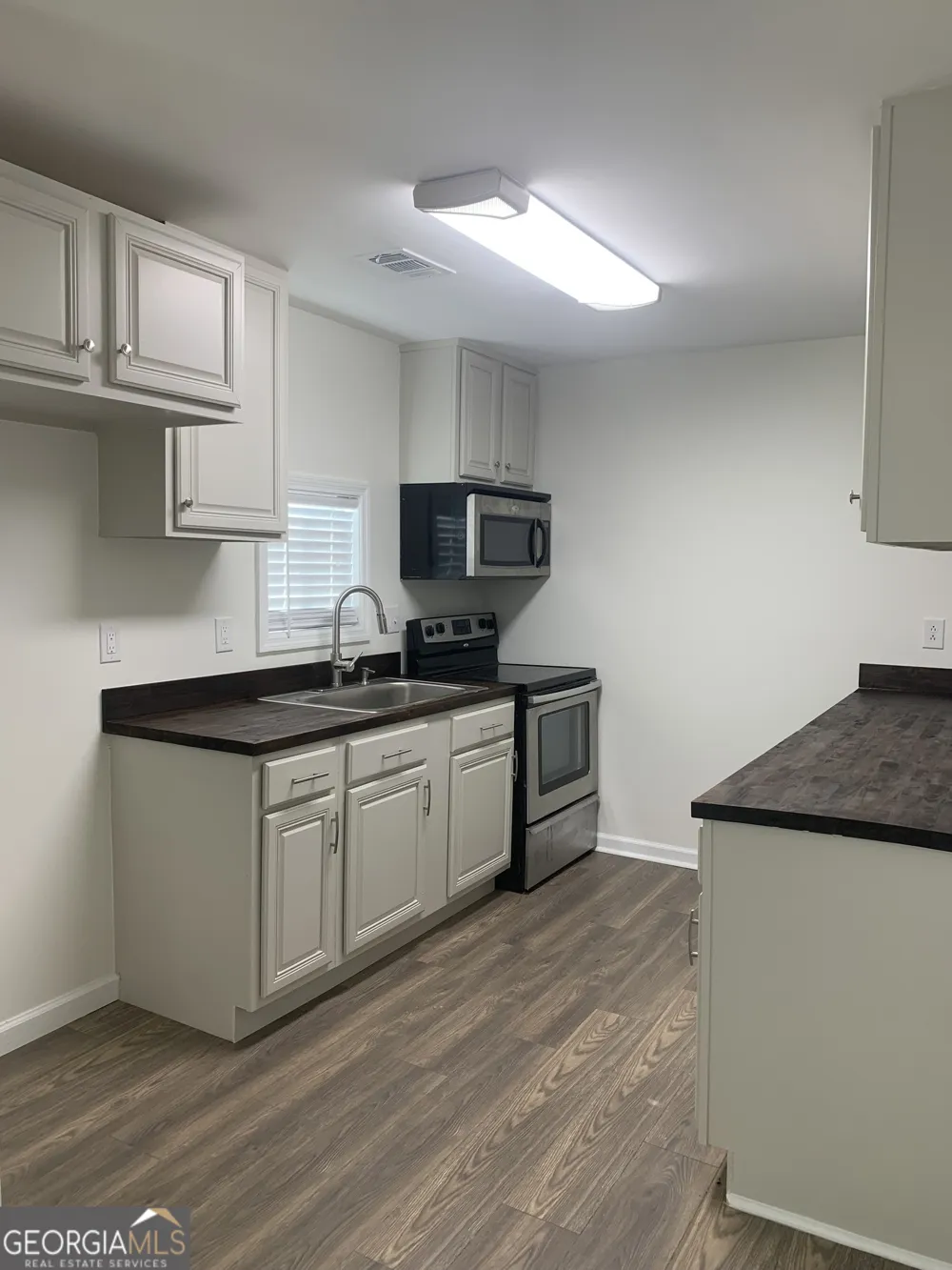 675 N Main ST Baxley, GA 31513