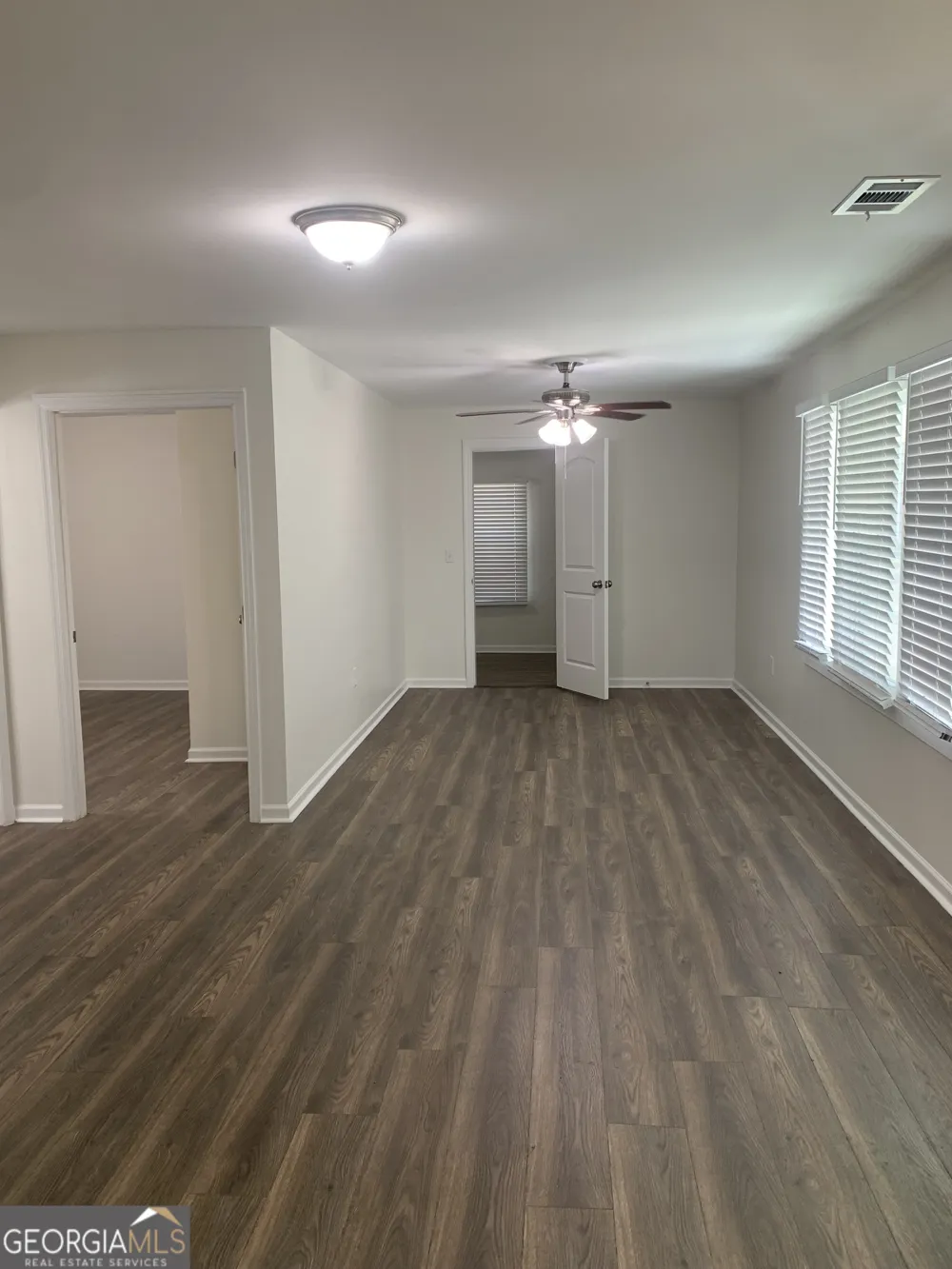 675 N Main ST Baxley, GA 31513