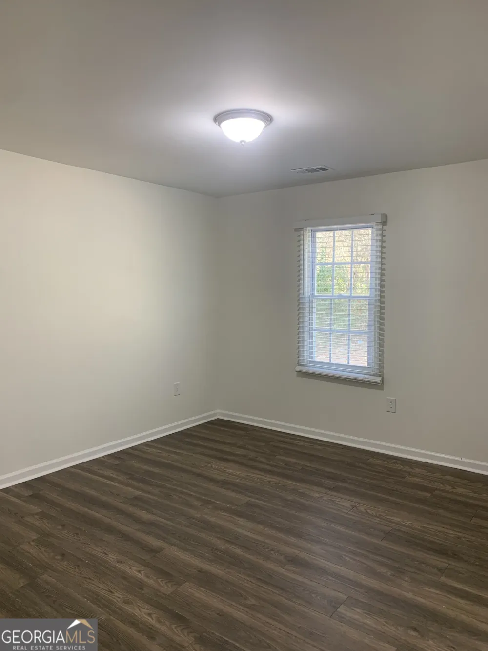 675 N Main ST Baxley, GA 31513