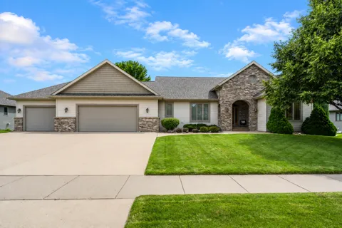 117 Grovebrook Drive