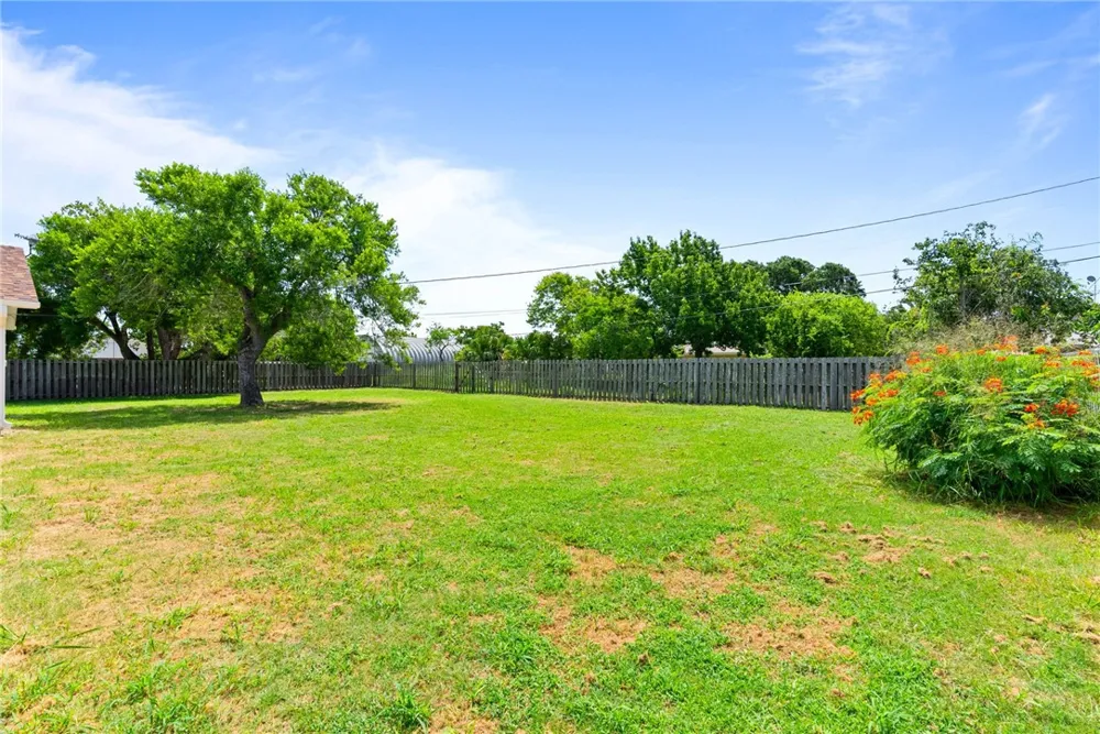 314 Inglewood Ingleside, TX 78362