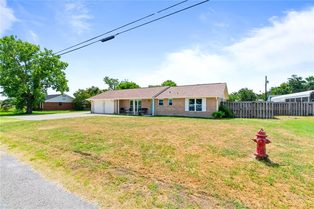 314 Inglewood Ingleside, TX 78362