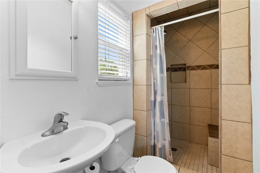 314 Inglewood Ingleside, TX 78362