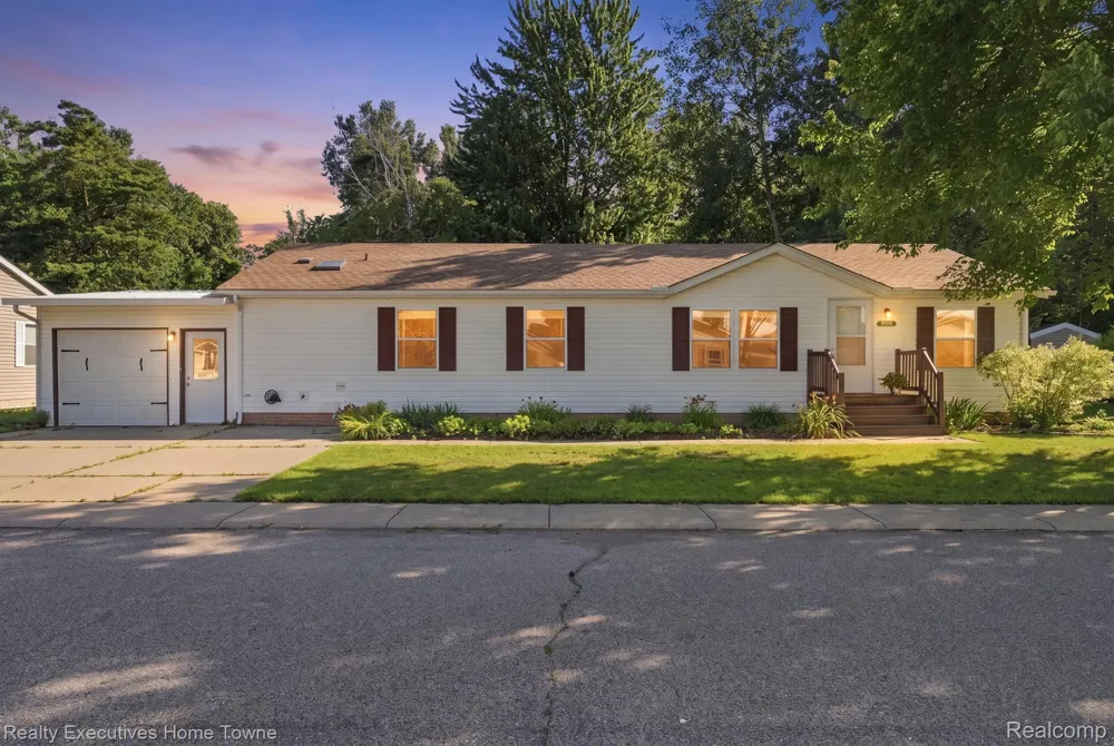 508 Bush Lake Lane Kimball Township, MI 48074