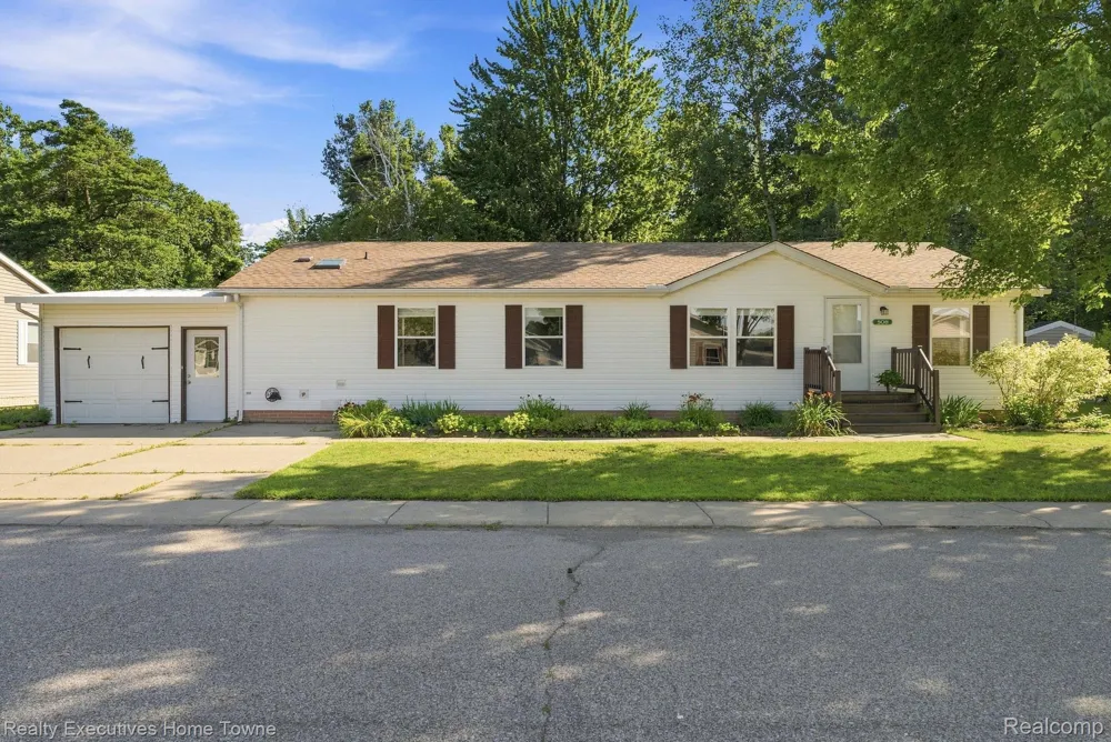 508 Bush Lake Lane Kimball Township, MI 48074