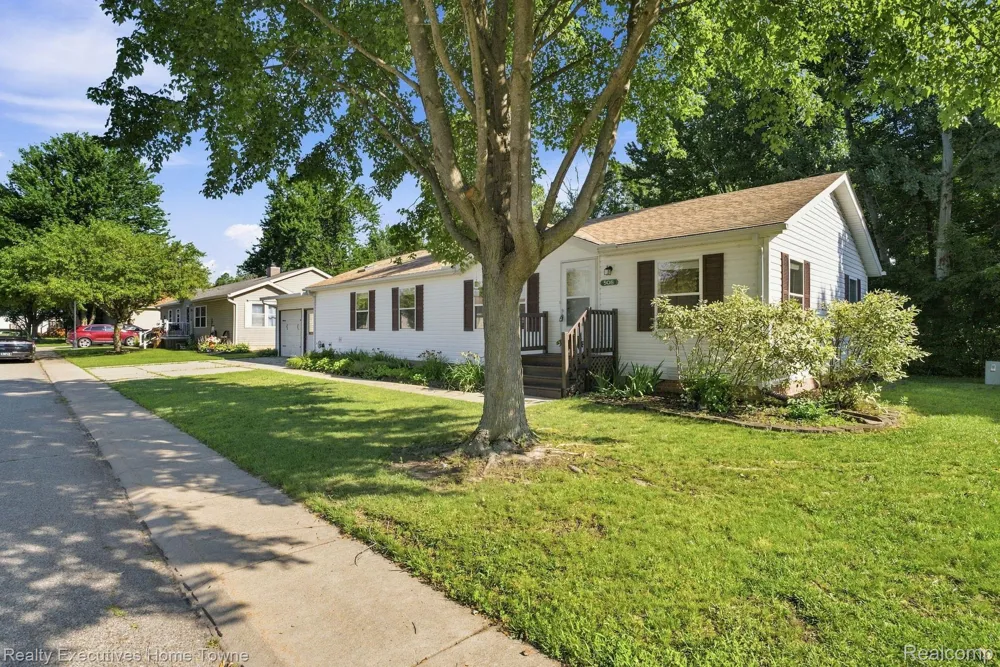 508 Bush Lake Lane Kimball Township, MI 48074