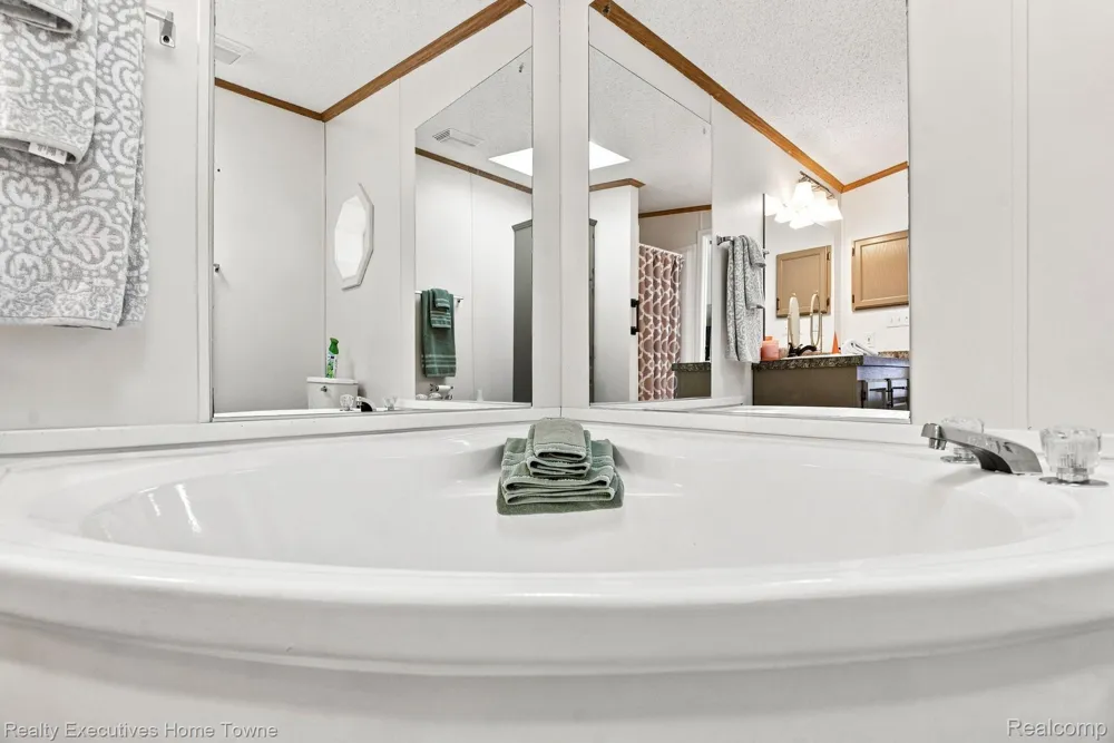 508 Bush Lake Lane Kimball Township, MI 48074