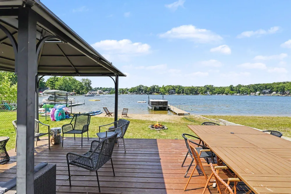 67560 95th Avenue Keeler Township, MI 49047