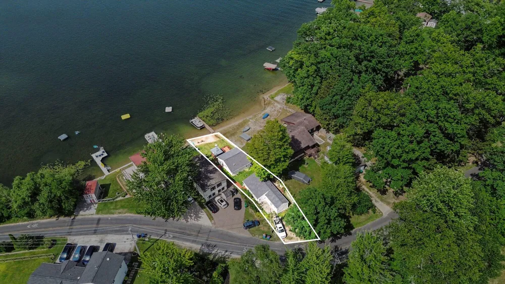 67560 95th Avenue Keeler Township, MI 49047