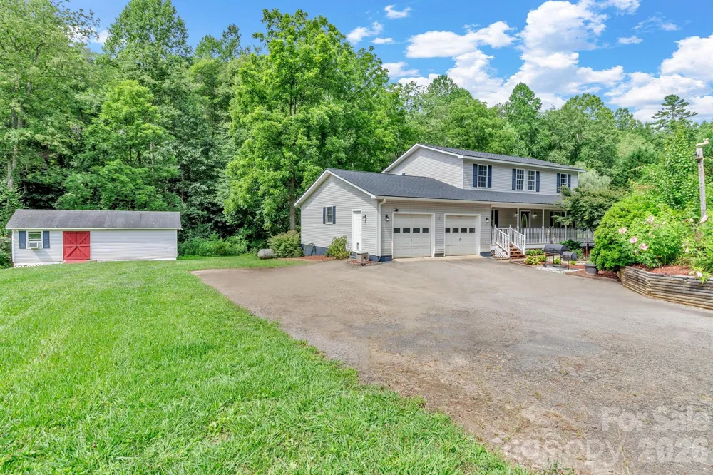11 Aquarian Way Leicester, NC 28748