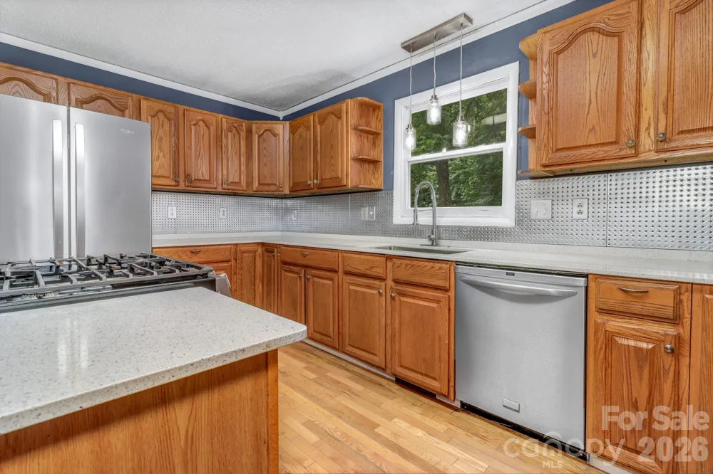 11 Aquarian Way Leicester, NC 28748