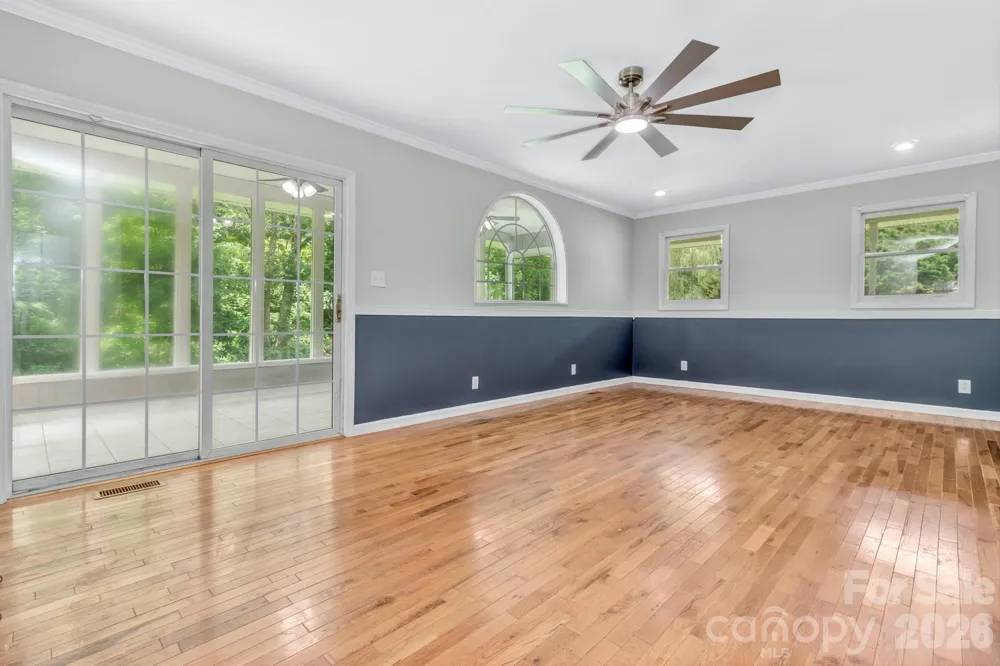 11 Aquarian Way Leicester, NC 28748