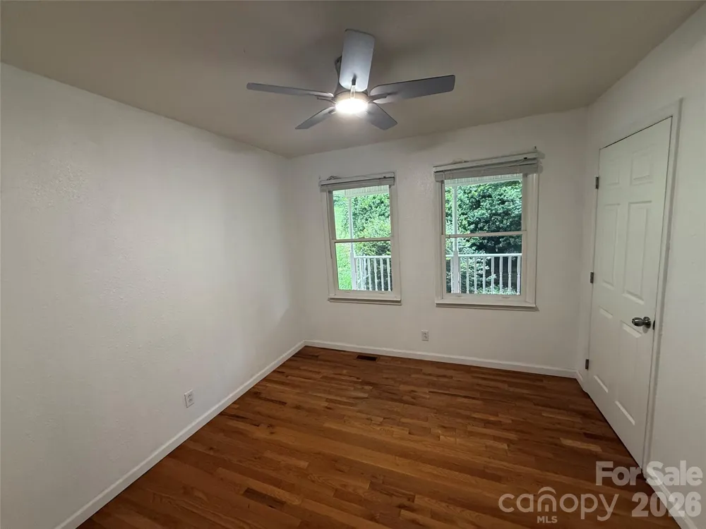 11 Aquarian Way Leicester, NC 28748