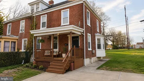 1112 ELMWOOD AVENUE