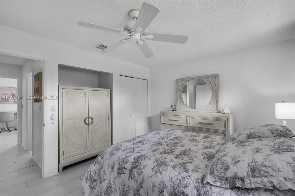 450 SE 7th St #261 Dania Beach, FL 33004