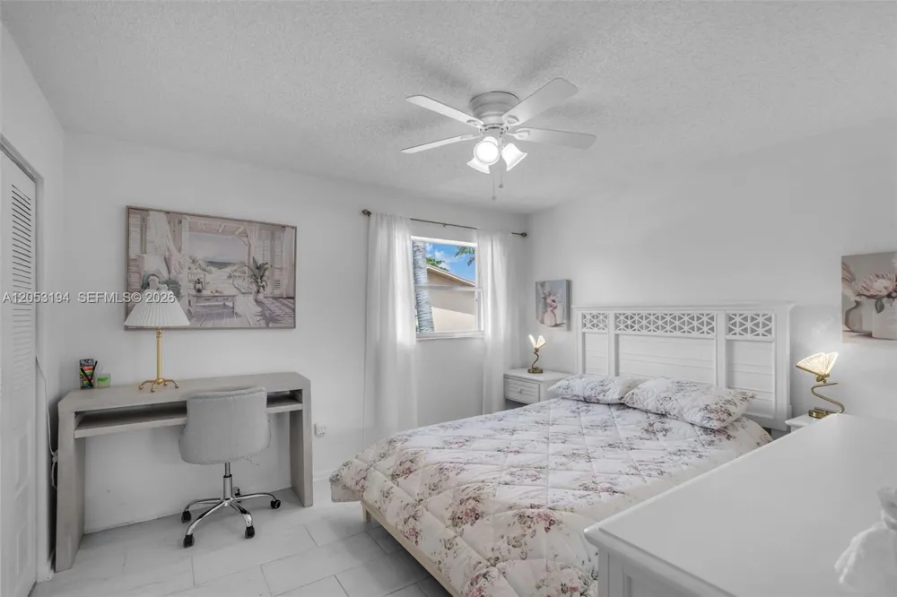 450 SE 7th St #261 Dania Beach, FL 33004