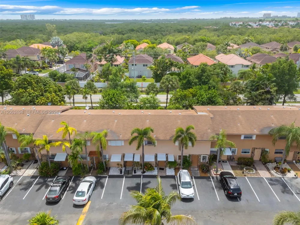 450 SE 7th St #261 Dania Beach, FL 33004