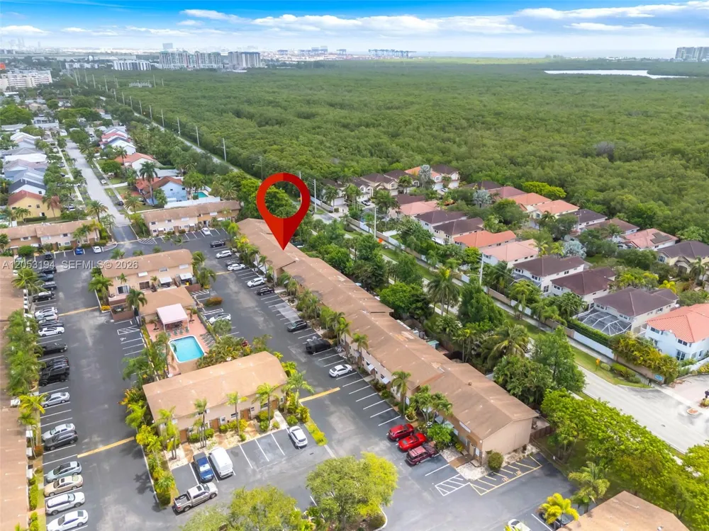 450 SE 7th St #261 Dania Beach, FL 33004