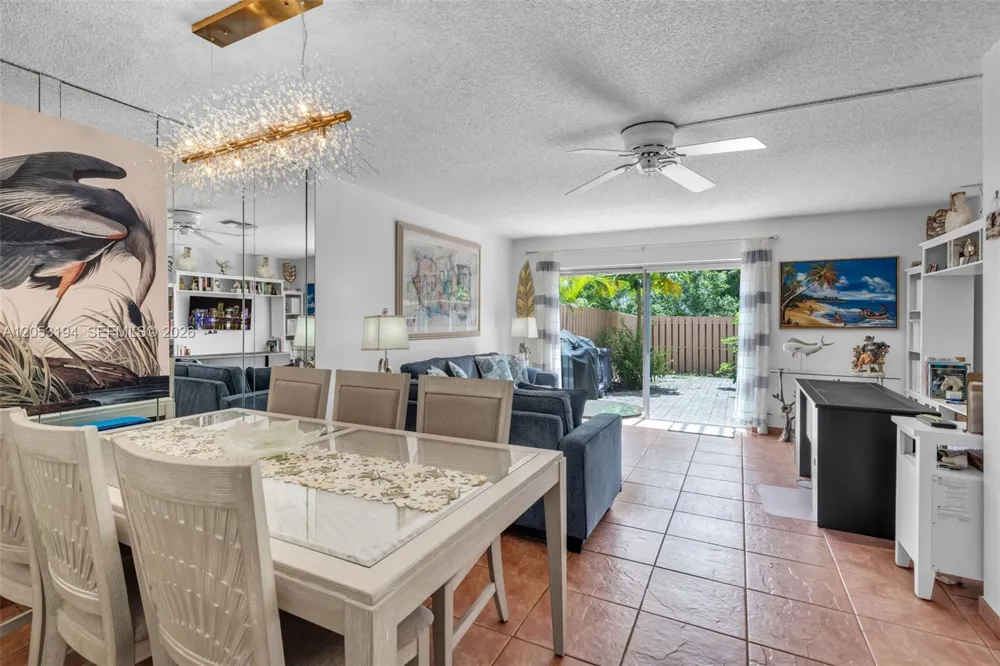 450 SE 7th St #261 Dania Beach, FL 33004
