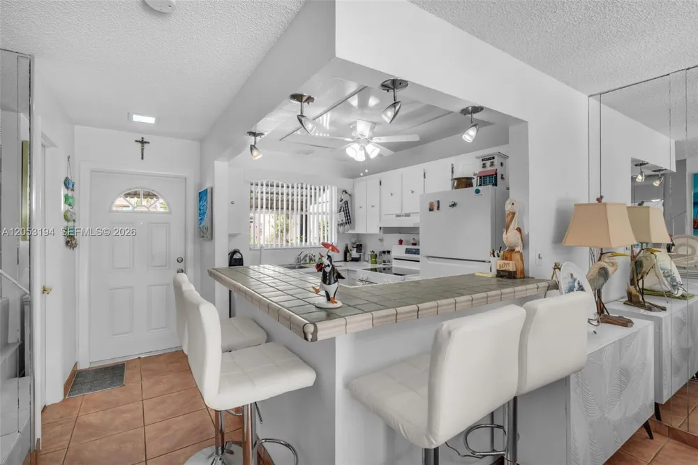450 SE 7th St #261 Dania Beach, FL 33004