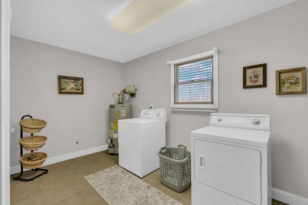 465 Hickory Ln Sparta, TN 38583