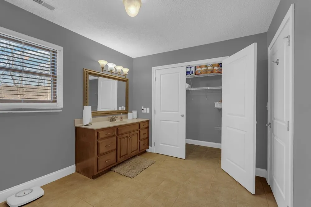 465 Hickory Ln Sparta, TN 38583