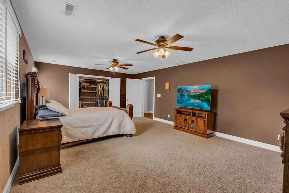 465 Hickory Ln Sparta, TN 38583