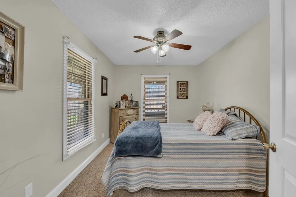 465 Hickory Ln Sparta, TN 38583