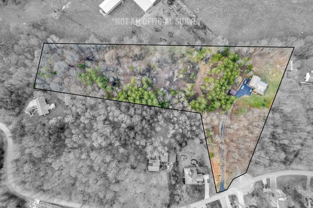 465 Hickory Ln Sparta, TN 38583