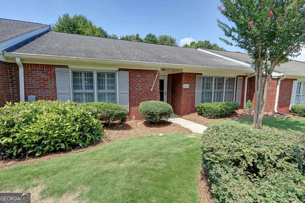 6408 Deerings LN Peachtree Corners, GA 30092