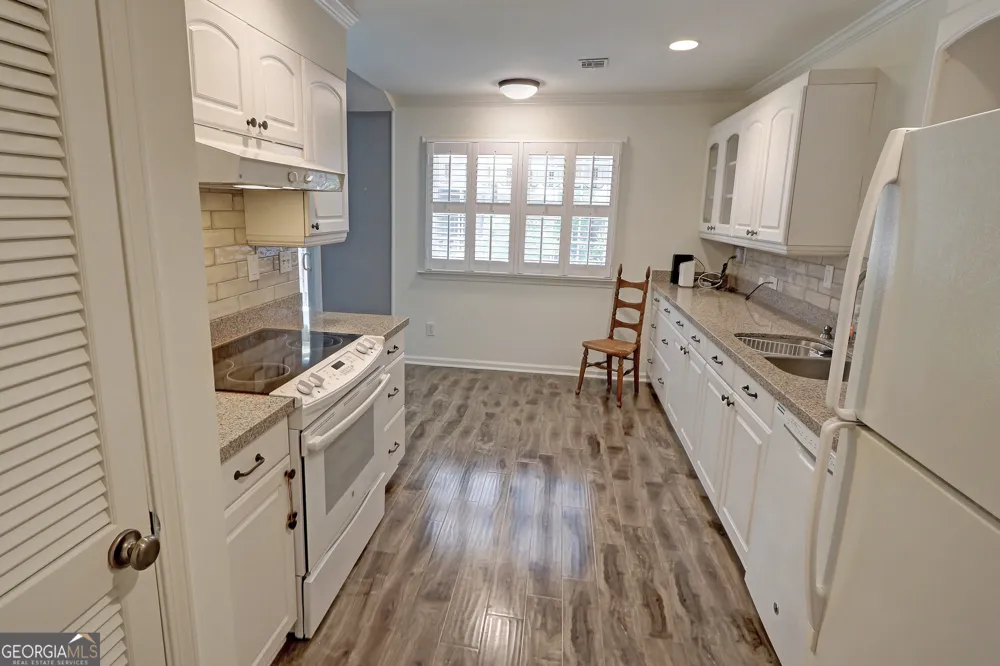 6408 Deerings LN Peachtree Corners, GA 30092