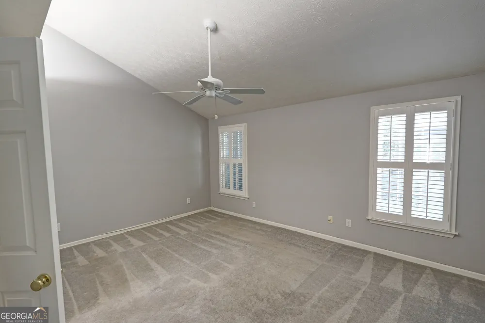 6408 Deerings LN Peachtree Corners, GA 30092