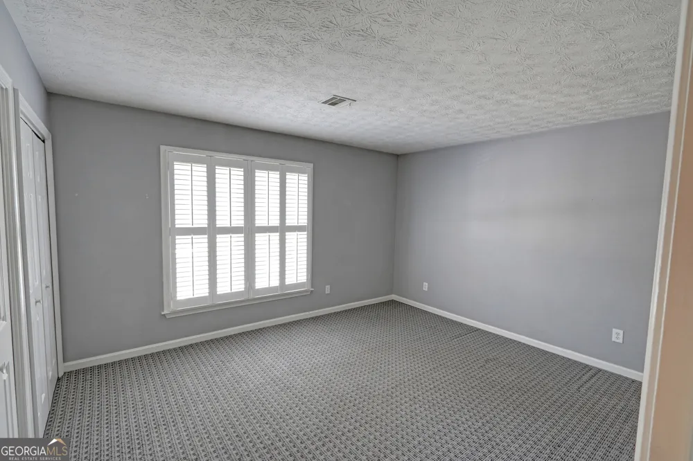 6408 Deerings LN Peachtree Corners, GA 30092