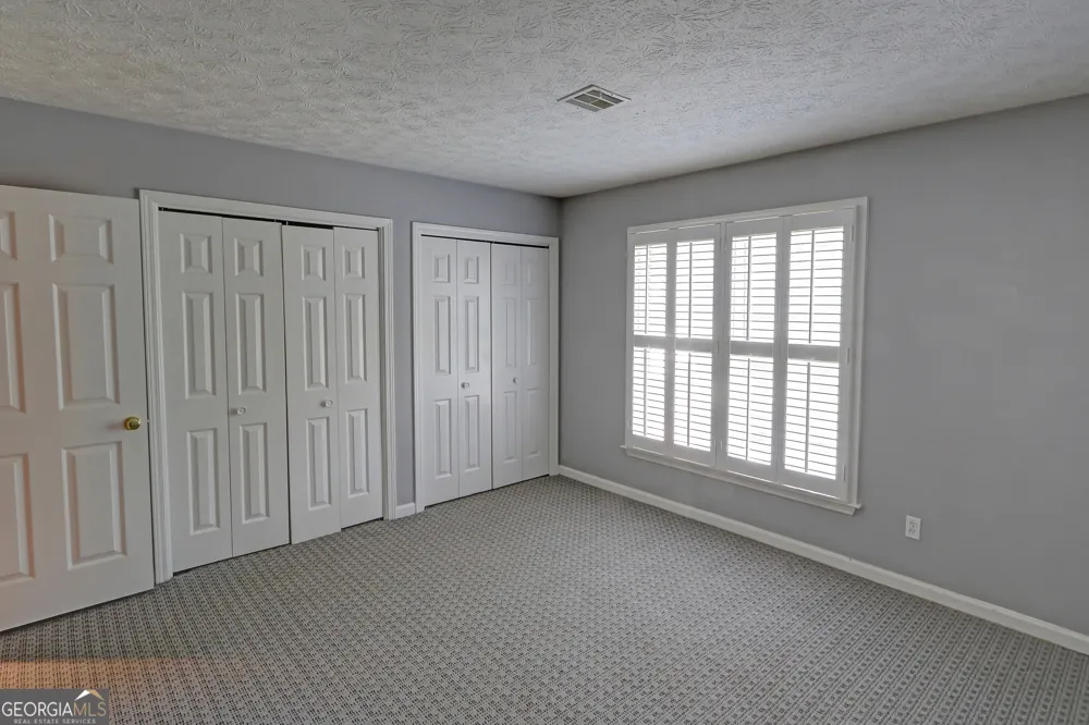 6408 Deerings LN Peachtree Corners, GA 30092