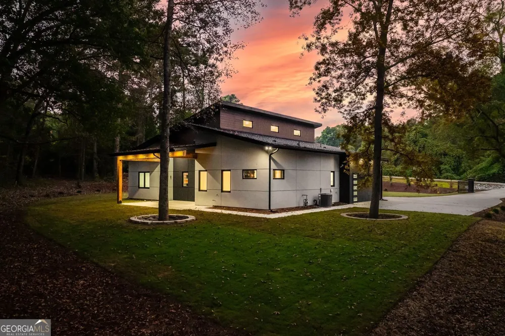 670 Loganville HWY Winder, GA 30680