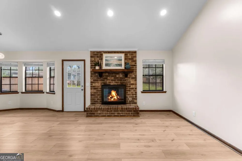 3 Mulberry CT Savannah, GA 31406