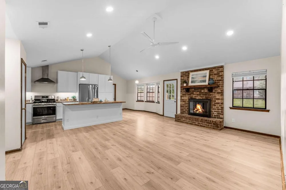 3 Mulberry CT Savannah, GA 31406