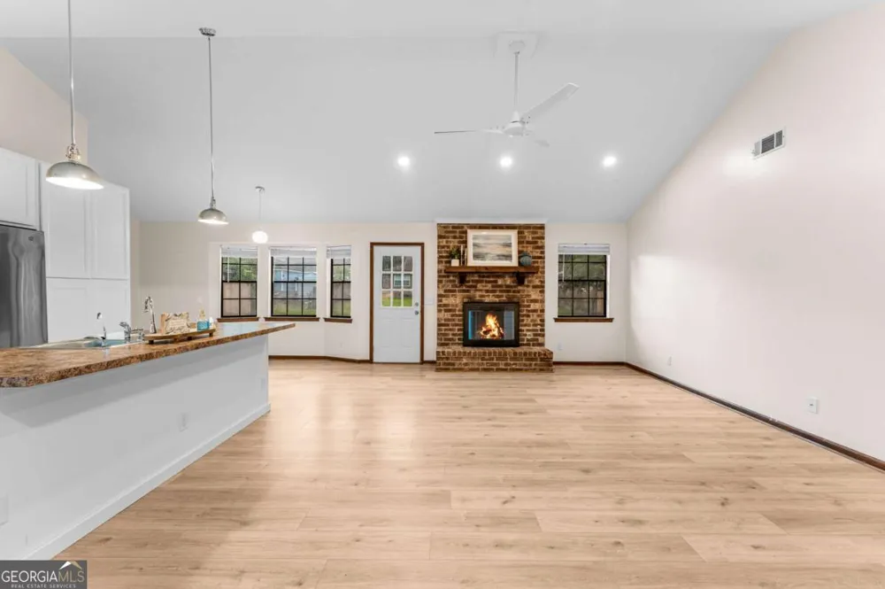 3 Mulberry CT Savannah, GA 31406