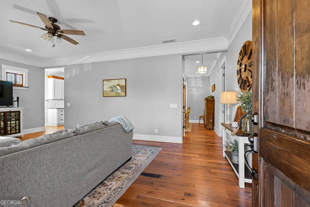 371 Milner ST Meansville, GA 30256