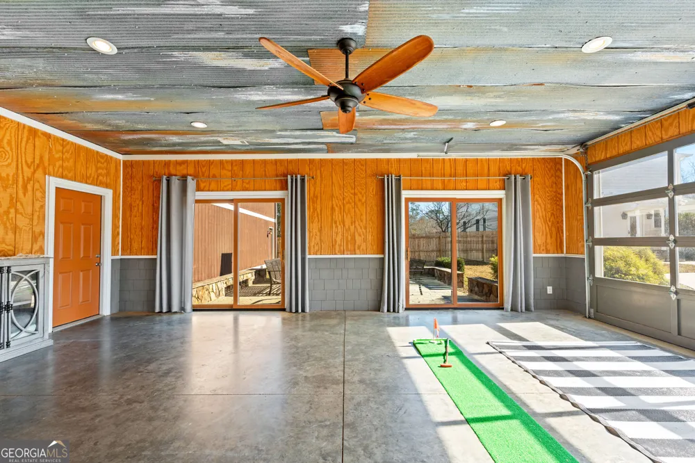 371 Milner Meansville, GA 30256